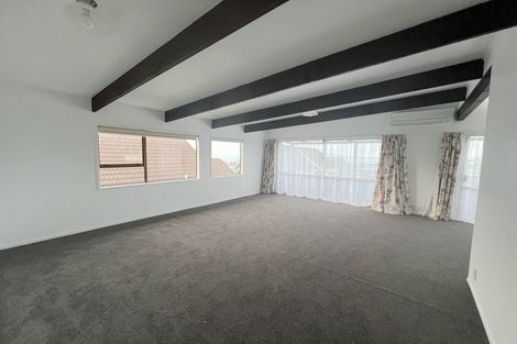 Photo of property in 1/55 Aberdeen Road, Castor Bay, Auckland, 0620