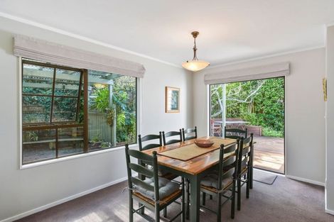 Photo of property in 19 Chatham Avenue, Paremoremo, Auckland, 0632