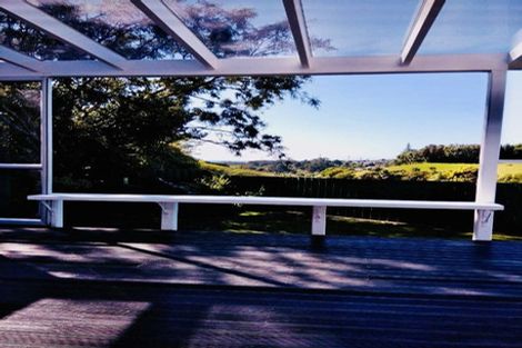 Photo of property in 24a Saint Ives Grove, Whalers Gate, New Plymouth, 4310