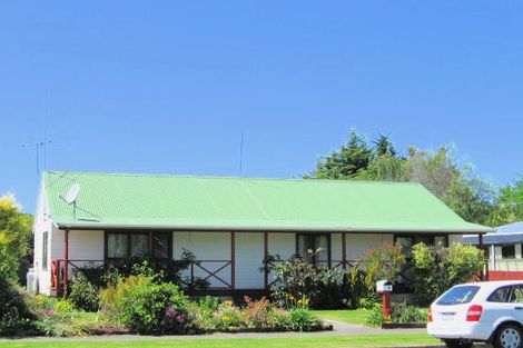 Photo of property in 10 Campion Road, Riverdale, Gisborne, 4010