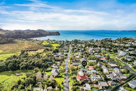 Photo of property in 24 Otanerua Road, Hatfields Beach, Orewa, 0931