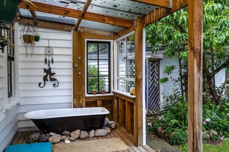 Photo of property in 60 Cole Street, Masterton, 5810