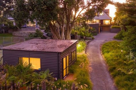 Photo of property in 9 Wharemauku Road, Raumati Beach, Paraparaumu, 5032