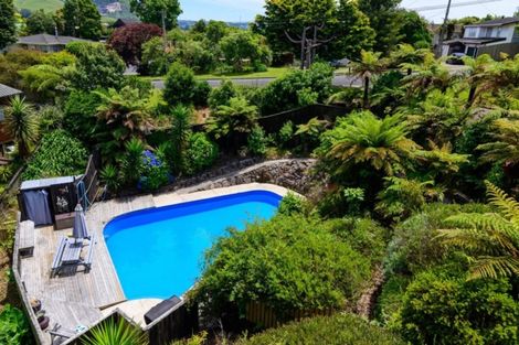 Photo of property in 56 Grand Vue Road, Kawaha Point, Rotorua, 3010