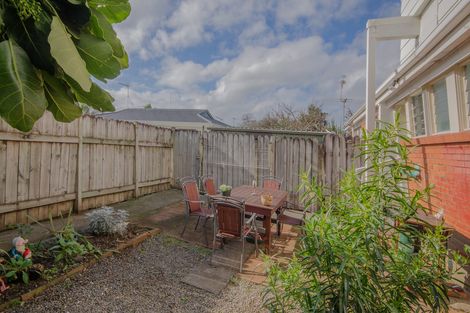 Photo of property in 1/220a Church Street, Onehunga, Auckland, 1061