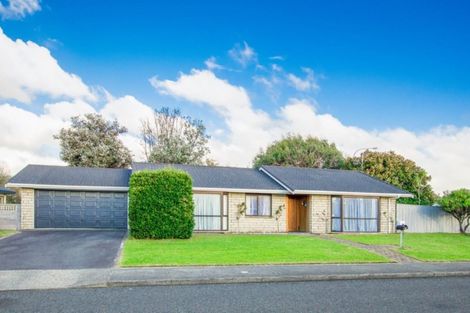 Photo of property in 79 Mazengarb Road, Paraparaumu Beach, Paraparaumu, 5032