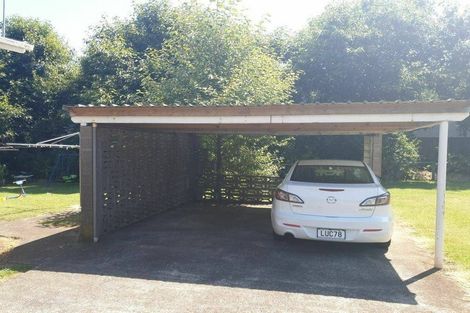 Photo of property in 3-5 Carbine Road, Mount Wellington, Auckland, 1060