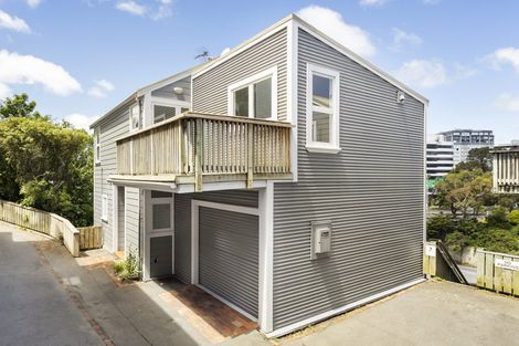 Photo of property in 20 Parliament Street, Thorndon, Wellington, 6011