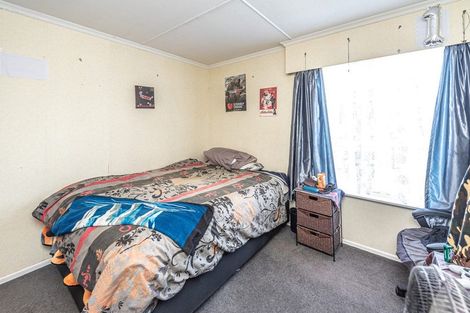 Photo of property in 32 Hood Street, Castlecliff, Whanganui, 4501