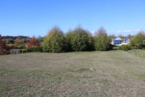 Photo of property in 19 Rangitukua Drive, Kuratau, Turangi, 3381