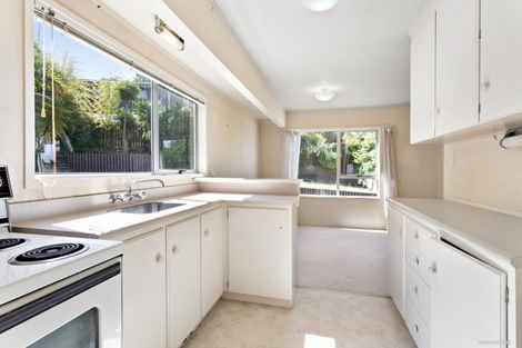 Photo of property in 9 Elmira Place, Browns Bay, Auckland, 0630