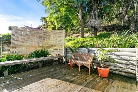 Photo of property in 5 Erua Road, Ostend, Waiheke Island, 1081