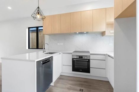 Photo of property in 19/12 Arney Road, Ranui, Auckland, 0612