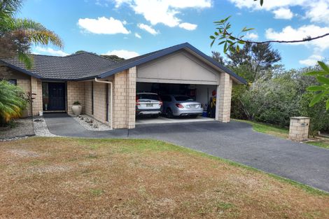 Photo of property in 28 Halyard Loop, Haruru, 0204