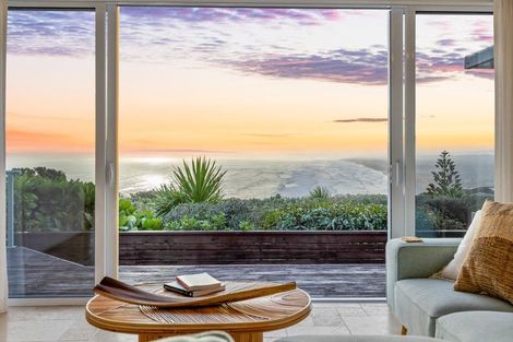 Photo of property in 77 Waitea Road, Muriwai, 0881