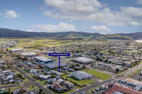 Photo of property in 6 Joan Gaskell Drive, Whitianga, 3510