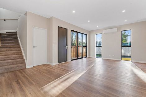 Photo of property in 86a Kervil Avenue, Te Atatu Peninsula, Auckland, 0610