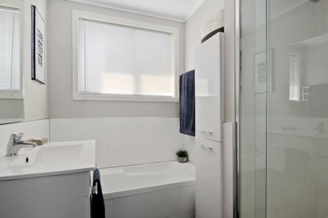 Photo of property in 15 Riversdale Road, Clouston Park, Upper Hutt, 5018