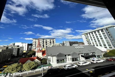 Photo of property in 2b Macdonald Crescent, Te Aro, Wellington, 6011