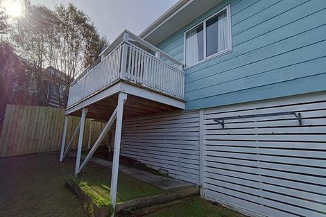 Photo of property in 30a Langstone Street, Welcome Bay, Tauranga, 3112