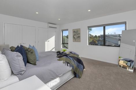 Photo of property in 116 Barbados Way, One Tree Point, 0118