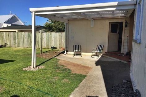 Photo of property in 12 Alfred Street, Roslyn, Palmerston North, 4414