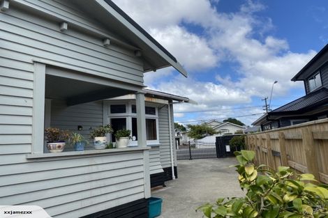 Photo of property in 173 Knights Road, Hutt Central, Lower Hutt, 5010
