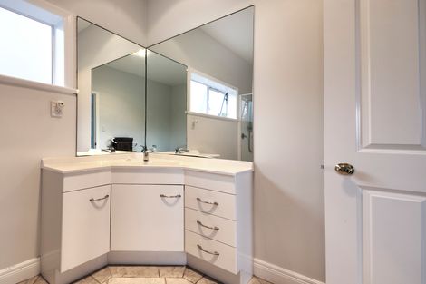 Photo of property in 56b Pleasant Road, Glen Eden, Auckland, 0602