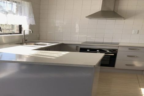 Photo of property in 73 Pah Road, Papatoetoe, Auckland, 2025