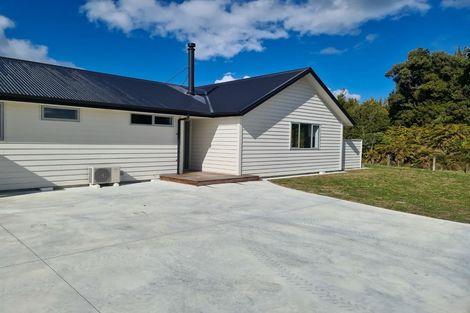 Photo of property in 65 Lagoon Road, Hamurana, Rotorua, 3096