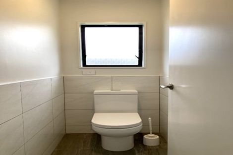 Photo of property in 2/279 Hobsonville Road, Hobsonville, Auckland, 0618