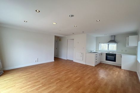 Photo of property in 19 James Street, Glenfield, Auckland, 0629