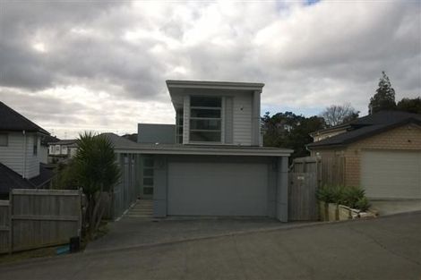 Photo of property in 28 Bur Oak Terrace, Schnapper Rock, Auckland, 0632