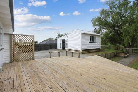 Photo of property in 32 Mellsop Avenue, Waiuku, 2123