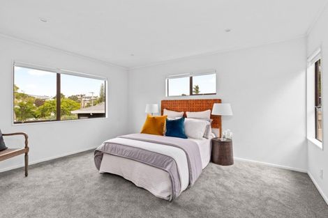 Photo of property in 1/22 Bevyn Street, Castor Bay, Auckland, 0620