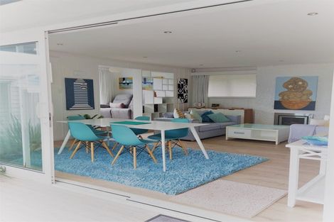 Photo of property in 27 Hona Street, Waikanae Beach, Waikanae, 5036