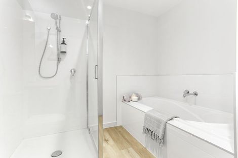 Photo of property in 28 Walter Merton Road, Hobsonville, Auckland, 0616