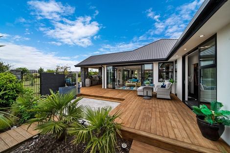 Photo of property in 11 Whitcombe Place, Darfield, 7571