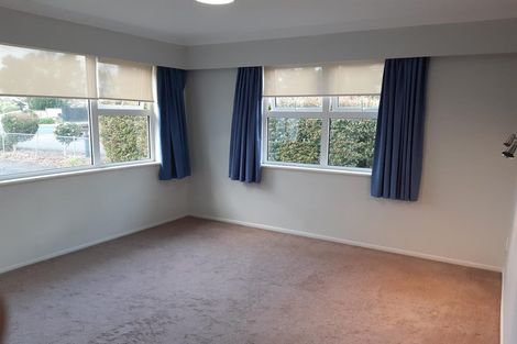 Photo of property in 1/206 Onewa Road, Birkenhead, Auckland, 0626