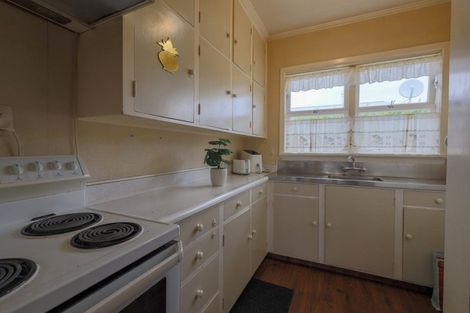 Photo of property in 2/208 Grove Road, Mayfair, Hastings, 4122