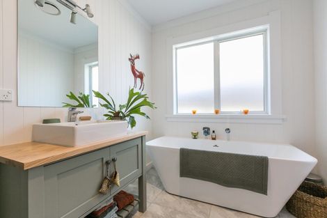 Photo of property in 18 Reynolds Road, Havelock North, 4130