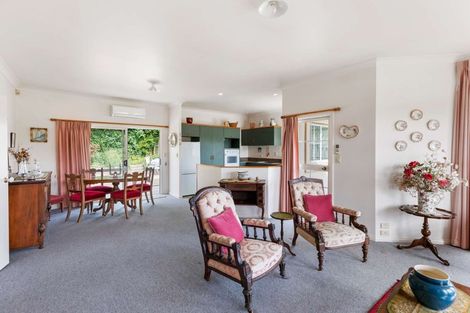 Photo of property in 3 Barnett Drive, Marton, 4710