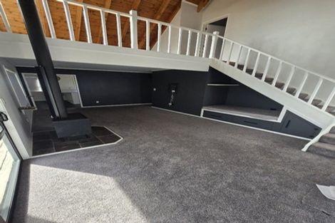 Photo of property in 21 Sungrove Rise, Sunnyvale, Auckland, 0612