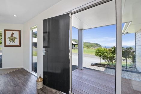 Photo of property in 33 Bodes Lane, Kinloch, Taupo, 3377