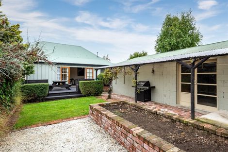 Photo of property in 11 Strickland Street, Sydenham, Christchurch, 8023