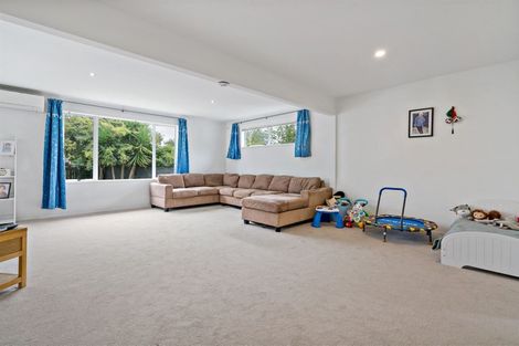 Photo of property in 68 Willis Road, Papakura, 2110