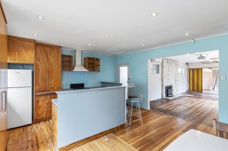 Photo of property in 15 Glen Road, Raumati South, Paraparaumu, 5032