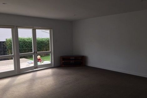 Photo of property in 1/281 Beach Road, Campbells Bay, Auckland, 0630