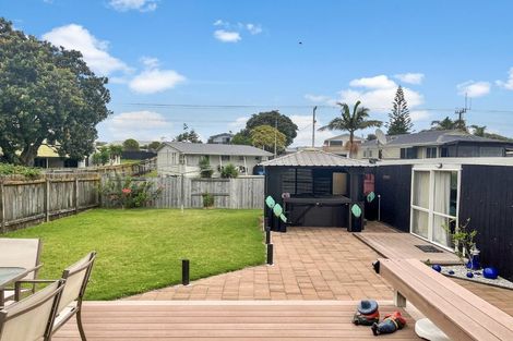 Photo of property in 4 Motiti Road, Papamoa Beach, Papamoa, 3118