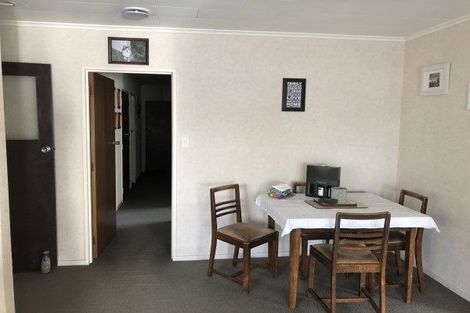 Photo of property in 60 John F Kennedy Drive, Milson, Palmerston North, 4414